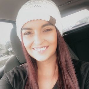 Meet your Posher, Cheri